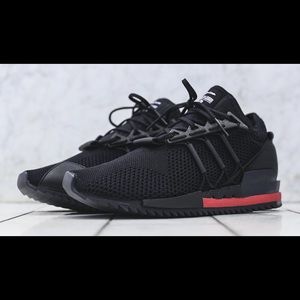 Y-3 Harigane Shoes in black/chili red